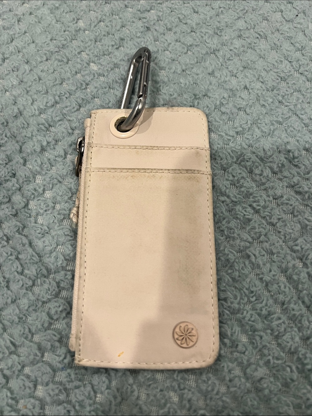 Athleta Cream Card Holder with Silver Carabiner